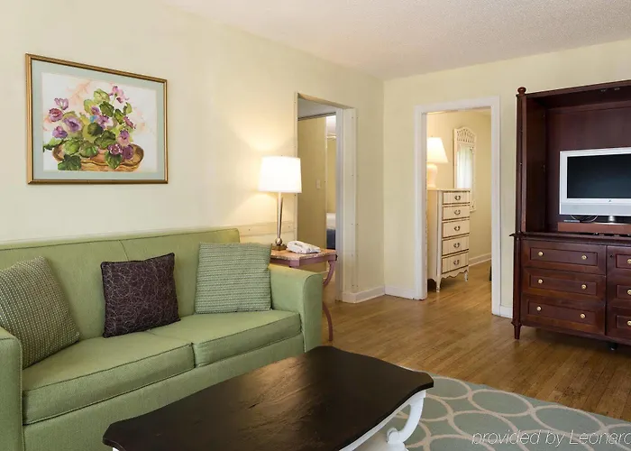Plaza Hotel 3*
