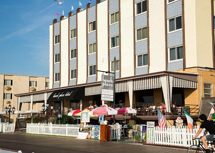 Plaza Hotel 3*